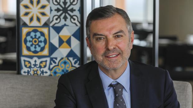 Adolfo Arjona: «Nuestra identidad es la que nos ha mantenido a flote»