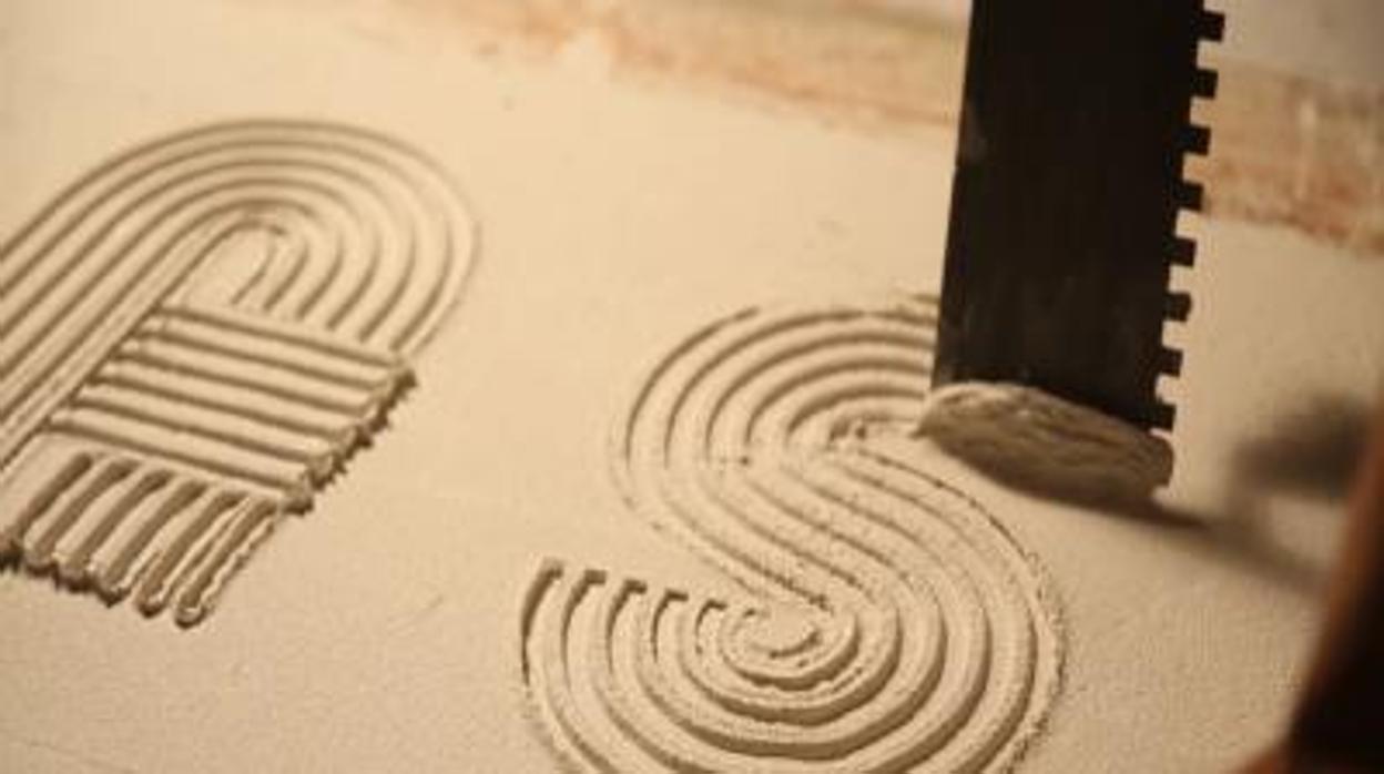 Grupo Puma ha creado esta tipografía con su adhesivo Pegoland Font