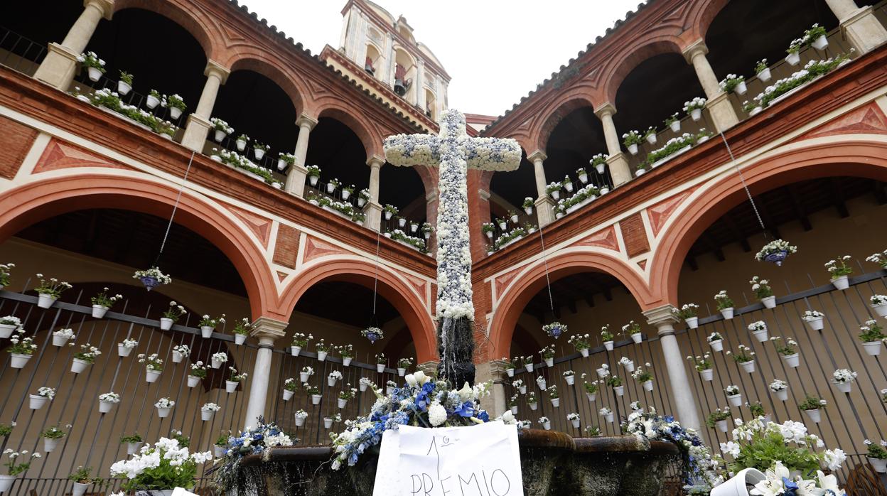 Todo lo que necesitas saber sobre las Cruces de Mayo de Córdoba 2019