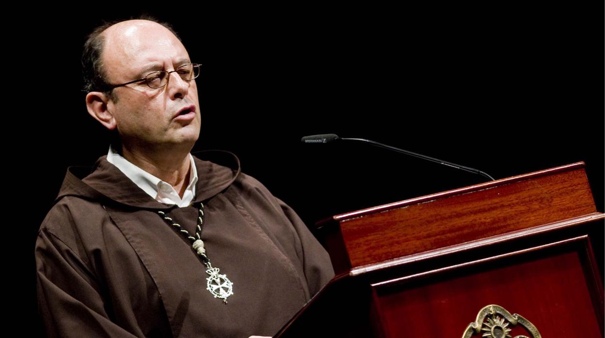 Fray Ricardo de Córdoba, durante una conferencia en Sevilla
