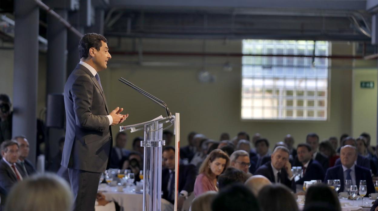 Juanma Moreno, en su intervención en el Foro ABC en Sevilla