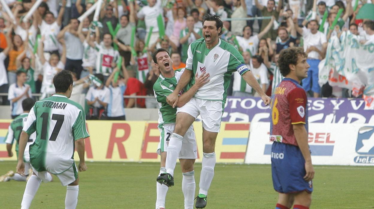 El Córdoba-Huesca fue el último blanquiverde en Segunda B hace 12 años, en 2007