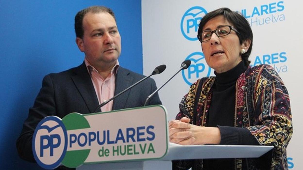 María Sacramento junto David Toscano, en una imagen de archivo