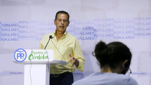 ¿Qué alcaldes han gobernado en Córdoba desde la Transición?