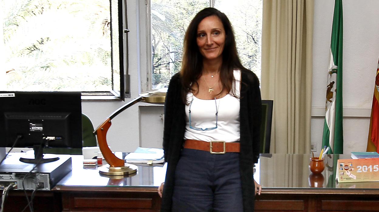 La juez María Núñez Bolaños en su despacho