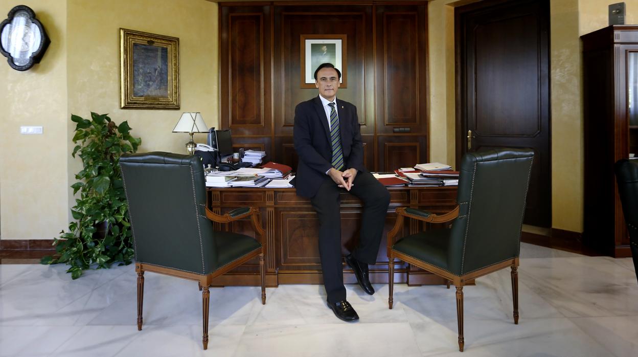 José Carlos Gómez, rector de la Unviersidad de Córdoba