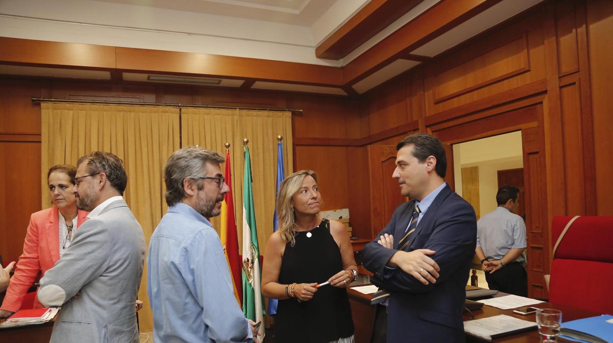 Concejales de PP y Cs, en un Pleno del Ayuntamiento de Córdoba reciente