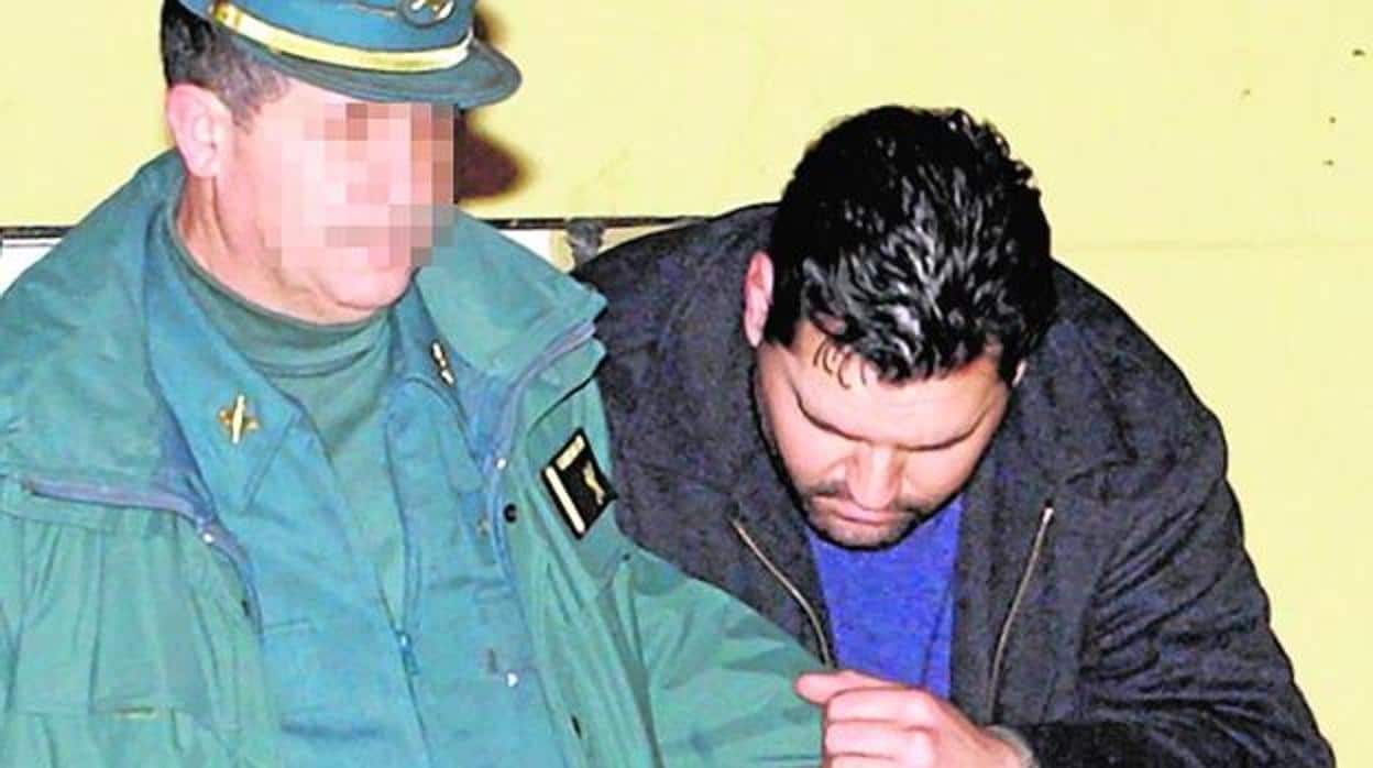 Juan Carlos detenido por la Guardia Civil en 2005 en una imagen de archivo