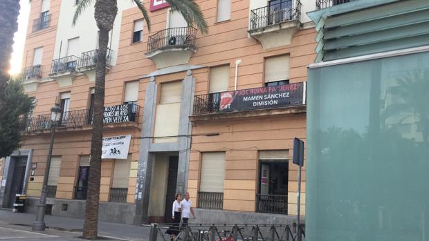 El comité de empresa del Ayuntamiento de Jerez valora llevar a los juzgados las posibles negligencias