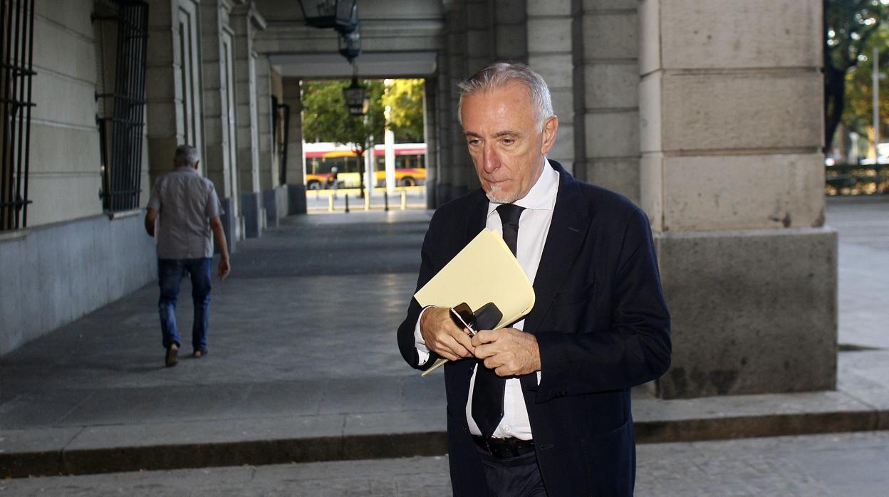 Dos jueces y dos secretarios del CGPJ inspeccionan a la juez Núñez Bolaños