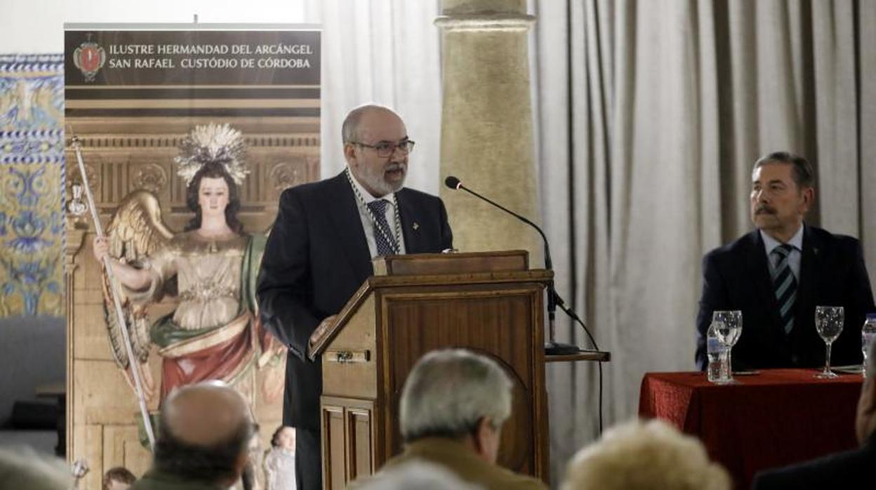 Angelmaría Varo en la exaltación a San Rafael