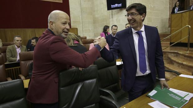 Los directivos de la Junta de Andalucía deberán concursar para ocupar su puesto