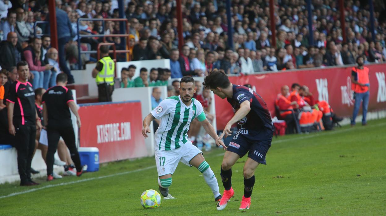 Fernández, ante el Yeclano