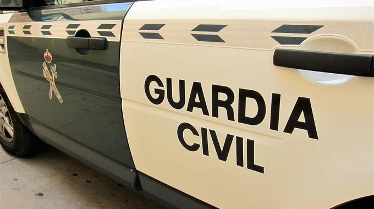 Una mujer ha resultado herida y ha sido evacuada a un centro hospitalario en la explosión de su vivienda