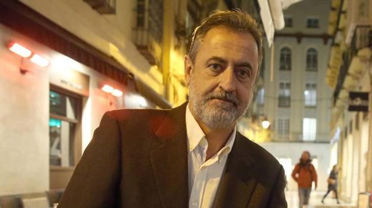 José María de Loma descubre en la novela a un personaje «fascinante»