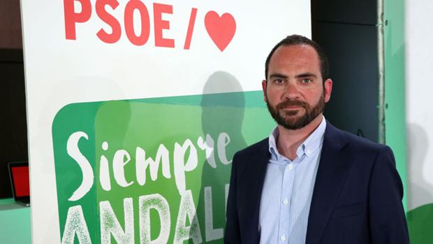 El PSOE califica de «despilfarro indecente» el gasto de 345.000 euros en las subidas de sueldo de ediles de IU