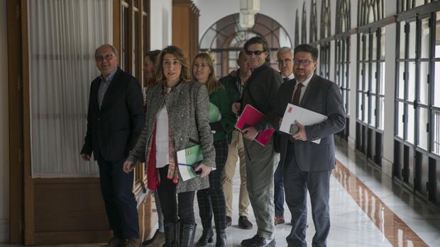 El PP busca el respaldo del Parlamento para rechazar la intervención de las cuentas de la Junta de Andalucía