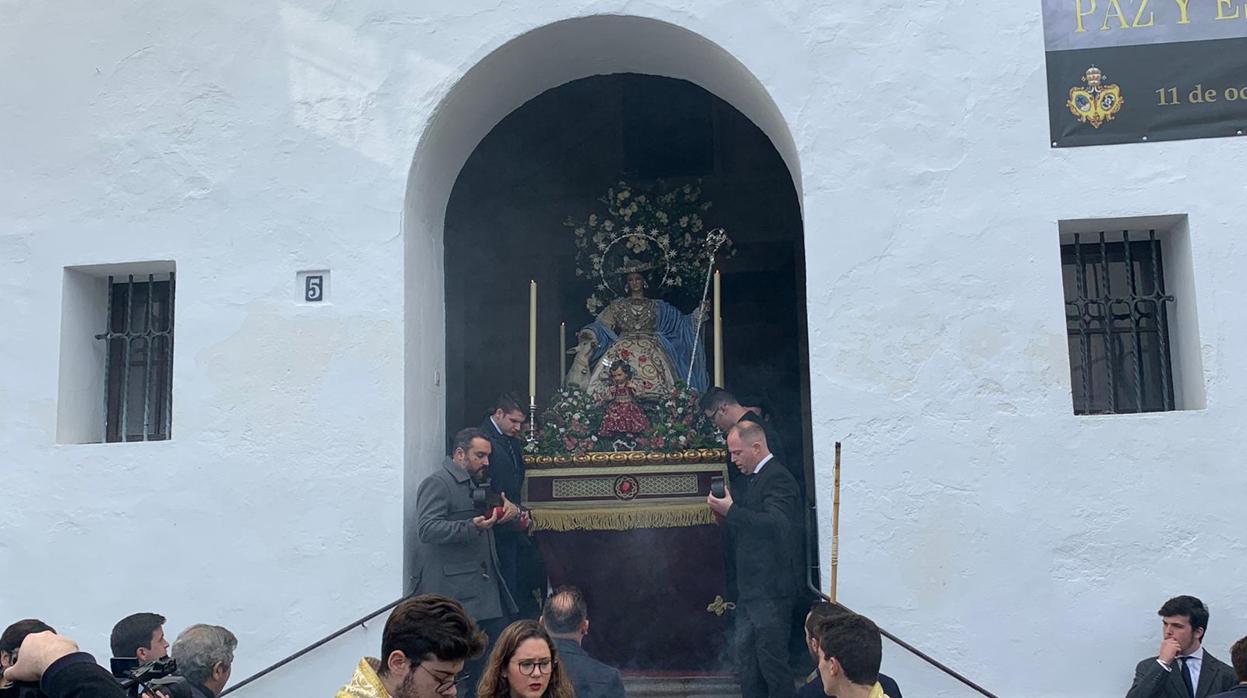 La Divina Pastora en su salida desde Capuchinos