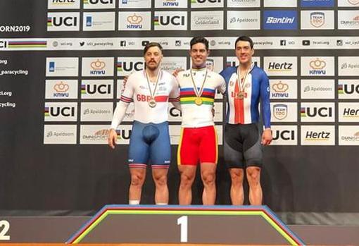 Alfonso Cabello | Una vida de éxitos sobre dos ruedas