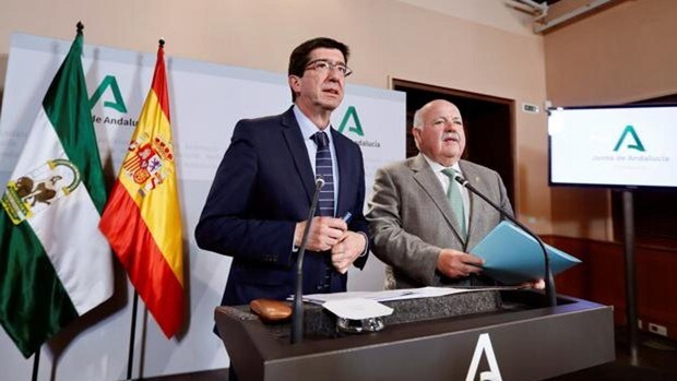 La Junta recomienda cerrar todos los comercios, playas y parques de Andalucía por el coronavirus