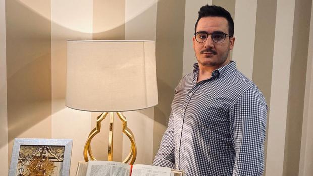 Pablo Ruiz (Costalero de la Alegría): «Somos los pies del Señor y de la Virgen y eso no está pagado»