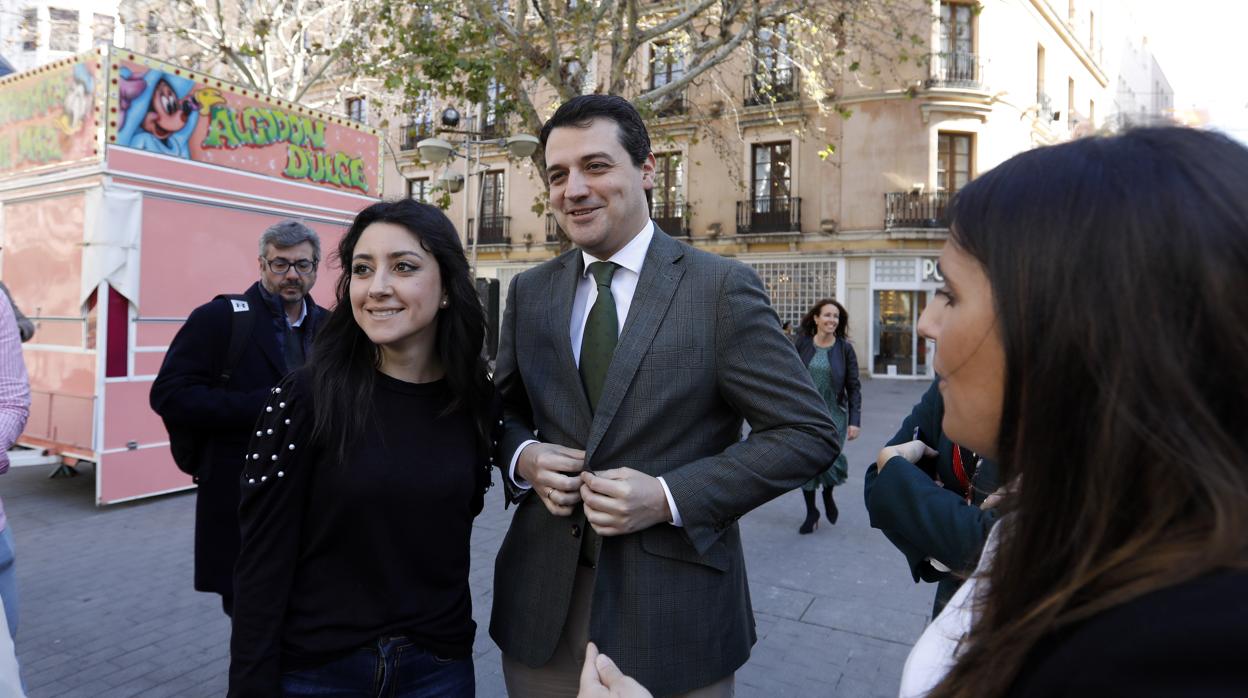 El alcalde de Córdoba, José María Bellido, antes del confinamiento