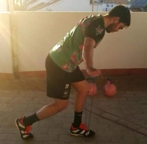 José Baena, en un entrenamiento en casa tras su recuperación