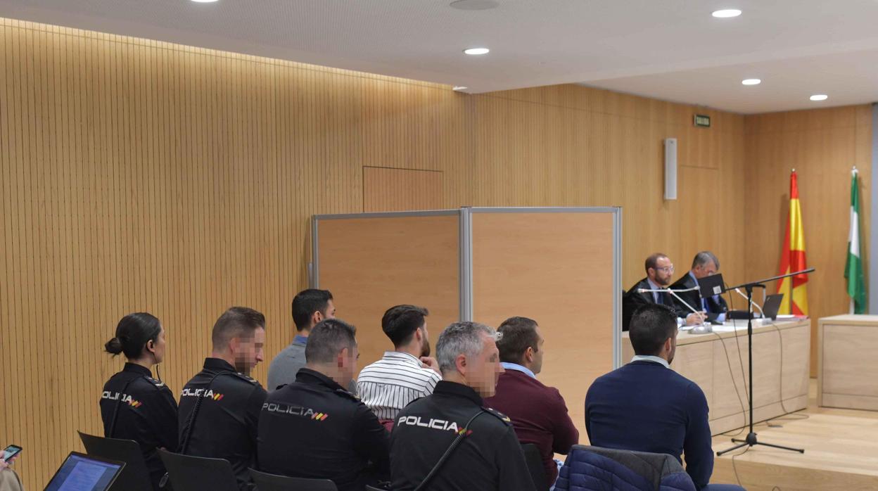 Los cuatro acusados de La Manada durante el juicio celebrado en Córdoba en noviembre de 2019