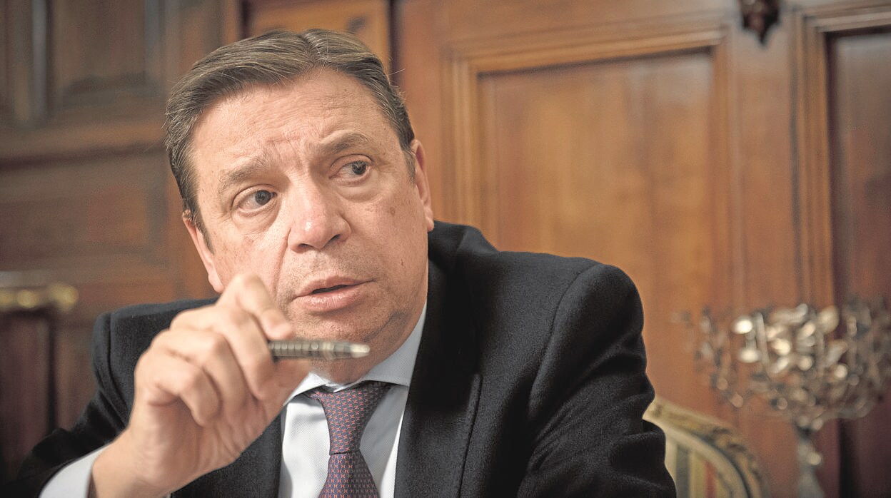 El ministro de Agricultura, Luis Plana