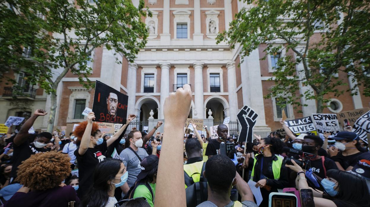 Protesta ante la Embajada de Estados Unidos en Madrid