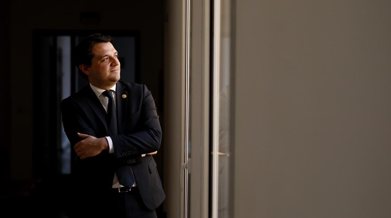 José María Bellido, en su despacho