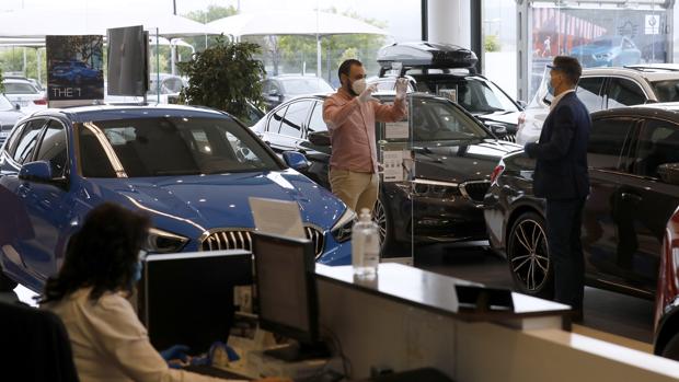 La crisis del coronavirus se lleva por delante la mitad de las ventas de coches a particulares en Córdoba