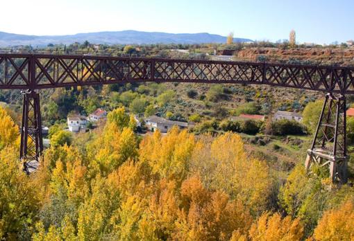 Puente de hierro en Dúrcal (Granada)