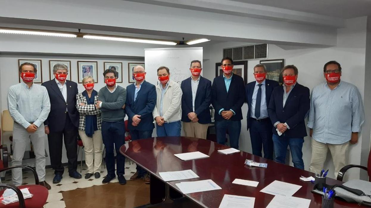 Los presidentes provinciales de la Federación de Hostelería de Andalucía (Horeca), este miércoles, en Córdoba