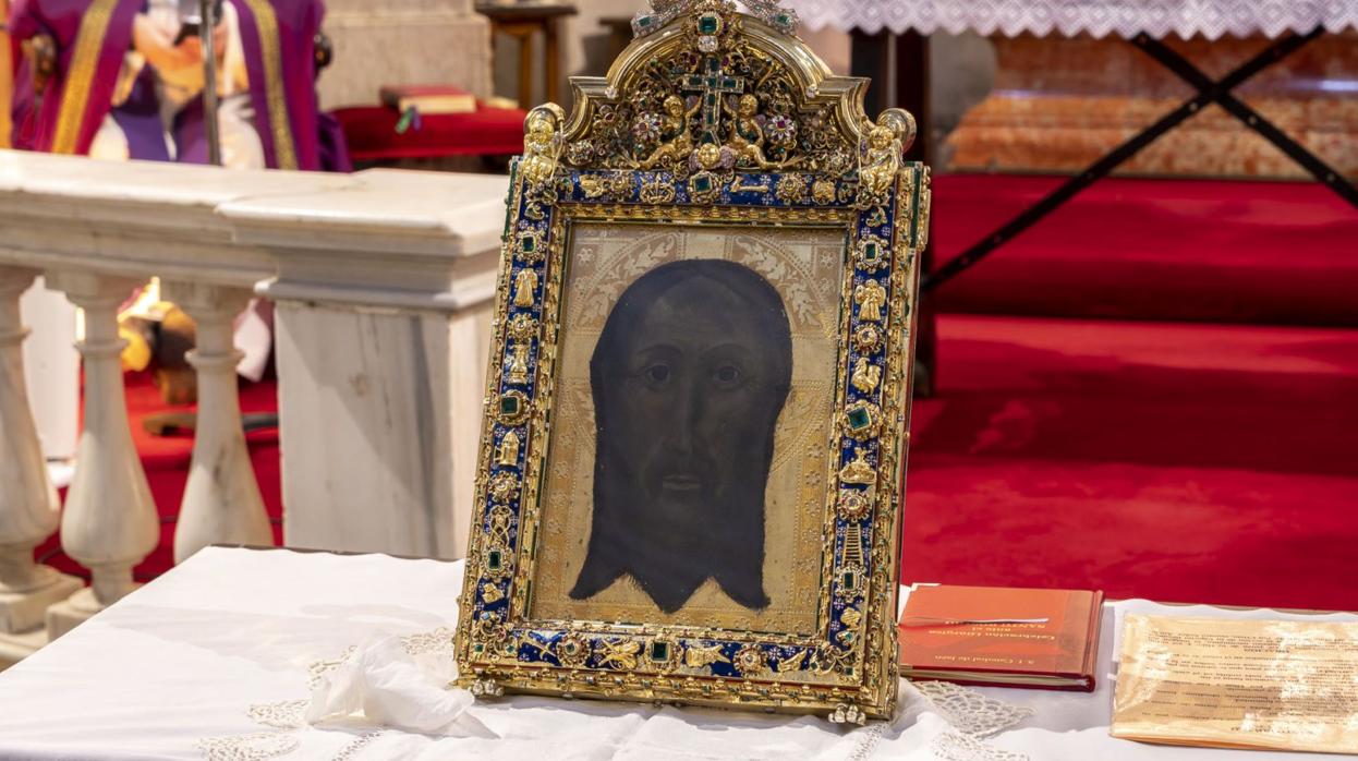 La reliquia del Santo Rostro se encuentra en la ciudad desde hace al menos cinco siglos
