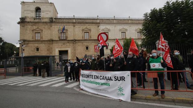 Canal Sur se va a negro por segundo día consecutivo; la radio mantiene su programación