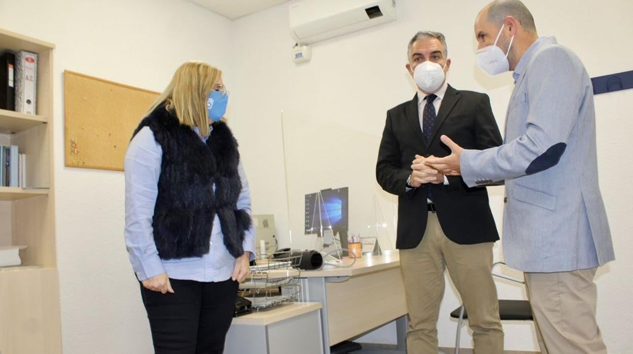Elías Bendodo durante la inauguración de la Unidad de Salud Mental de Fuengirola