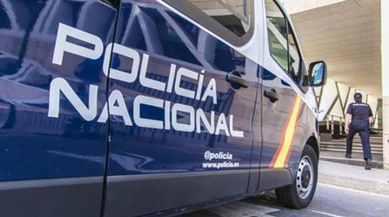 Coche patrulla de la Policía Nacional