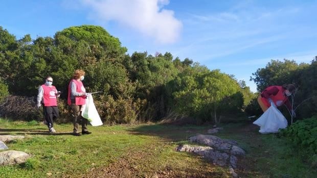 Patrullas de voluntarios limpiarán con Sadeco el parque del Patriarca de Córdoba este fin de semana