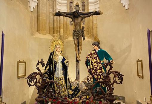 El Cristo de las Penas, la Virgen de los Desamparados y San Juan