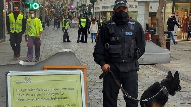 La mascarillas dejan de ser obligatorias en los espacios públicos de Gibraltar
