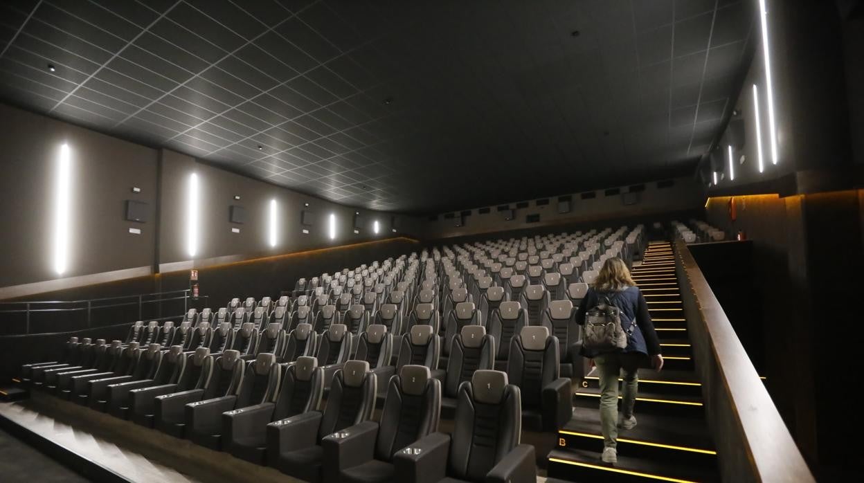 Sala 1 de los Cines Axion en Córdoba a punto de estrenarse