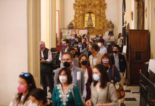 Colas en San Andrés para ver a la Esperanza