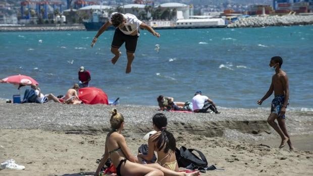Los andaluces 'animan' el turismo, que apuesta por el fin del estado de alarma para el despegue