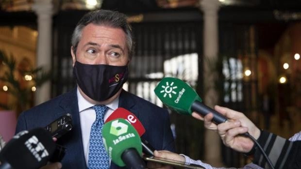 Juan Espadas defiende los peajes del Gobierno en autovías y cree que se «han comunicado mal»