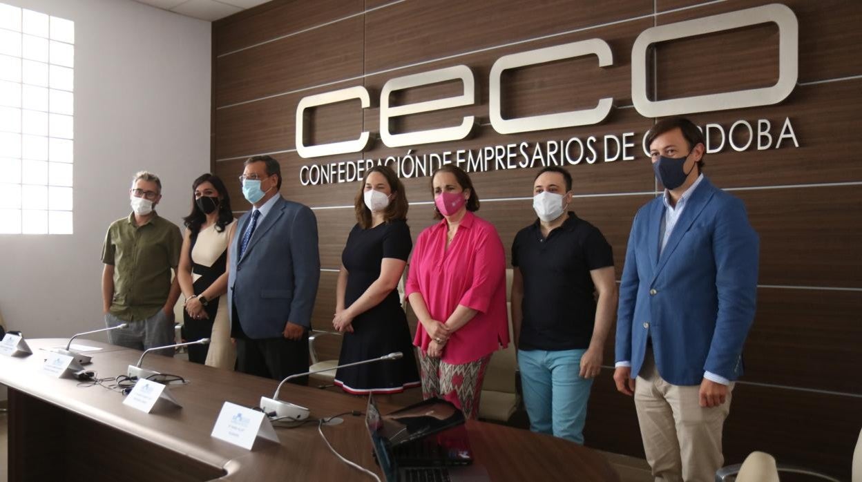 Participantes en el encuentro sobre inversión en producciones audiovisuales o escénicas