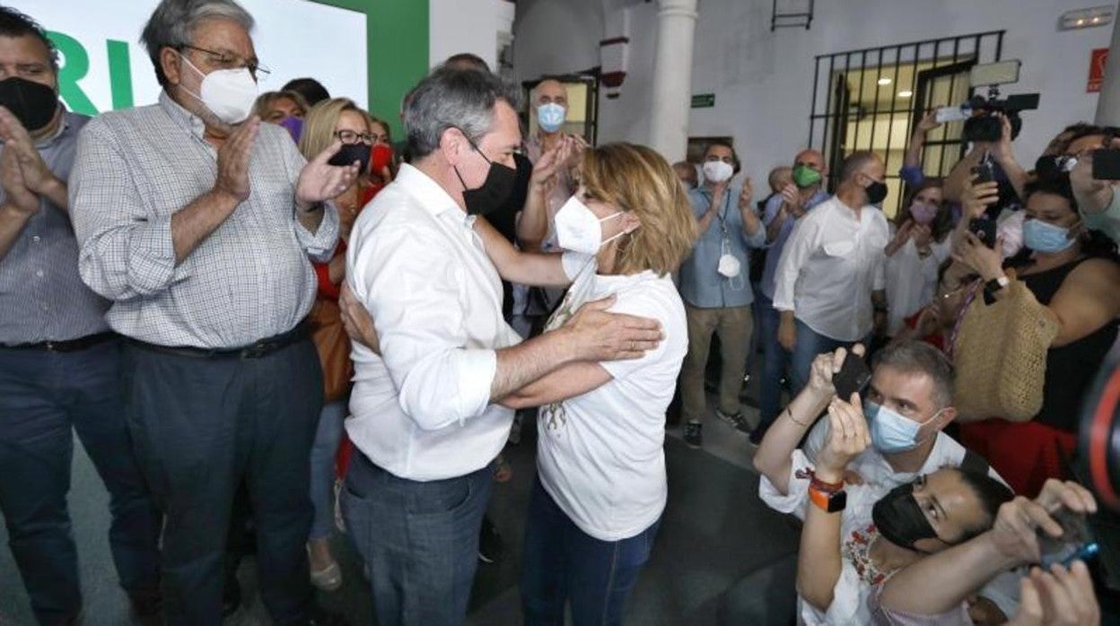 El nuevo PSOE de Juan Espadas muestra la salida a Susana Díaz