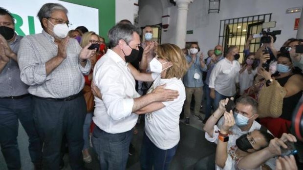 El nuevo PSOE de Juan Espadas muestra la salida a Susana Díaz