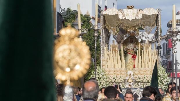 La Esperanza de Córdoba presentará a sus hermanos un proyecto de palio dibujado por Gonzalo Navarro