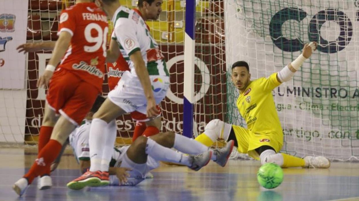 Cristian Ramos en el partido ante Cartagena